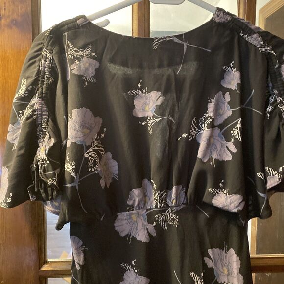 Free People Melanie Floral Deep V Neck Mini Dress Size 2 Flutter Sleeve - Picture 9 of 10